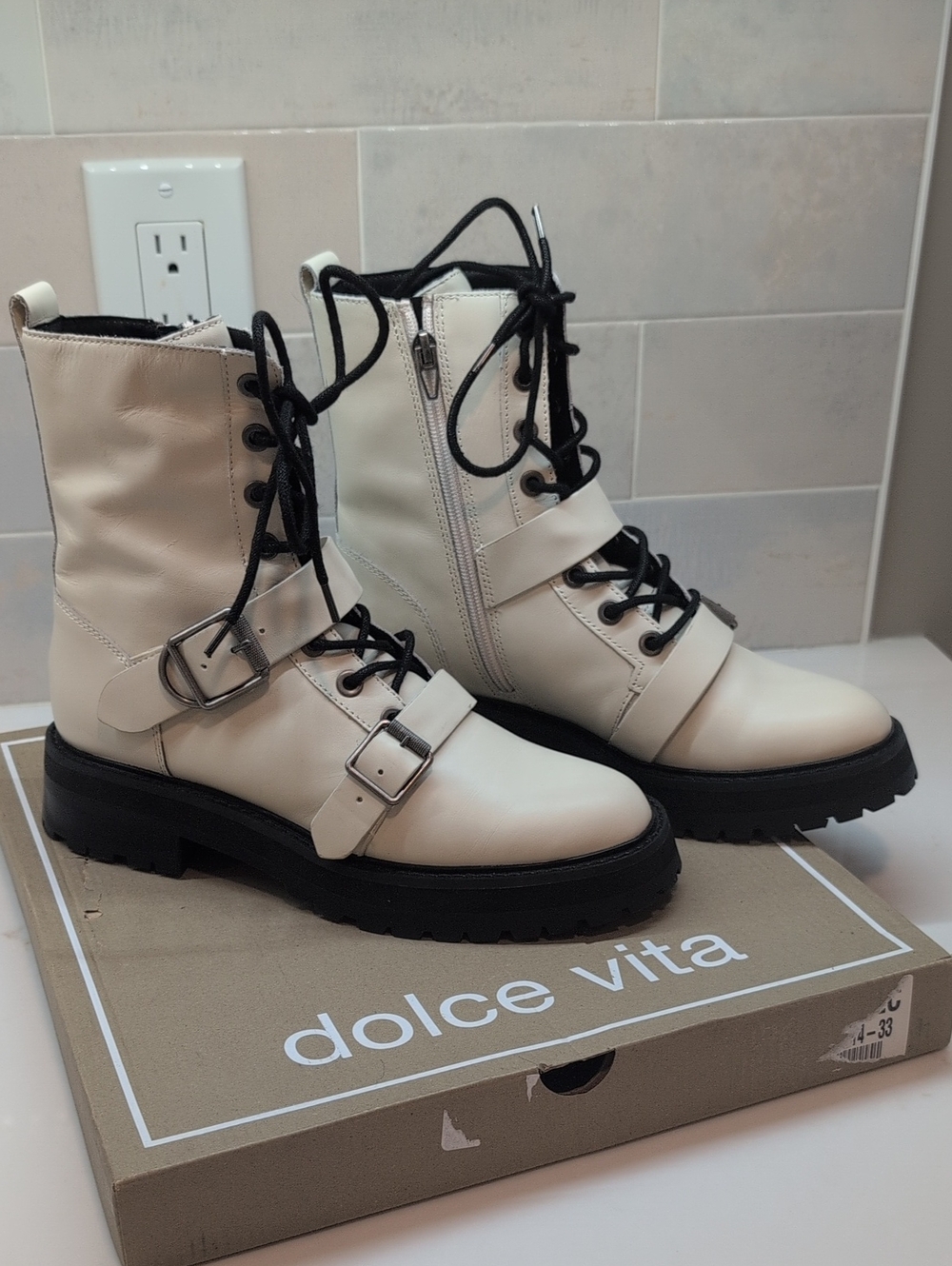 Dolce Vita Cream Combat Boots with Black Lug Sole and Buckles. Size 8 NWT